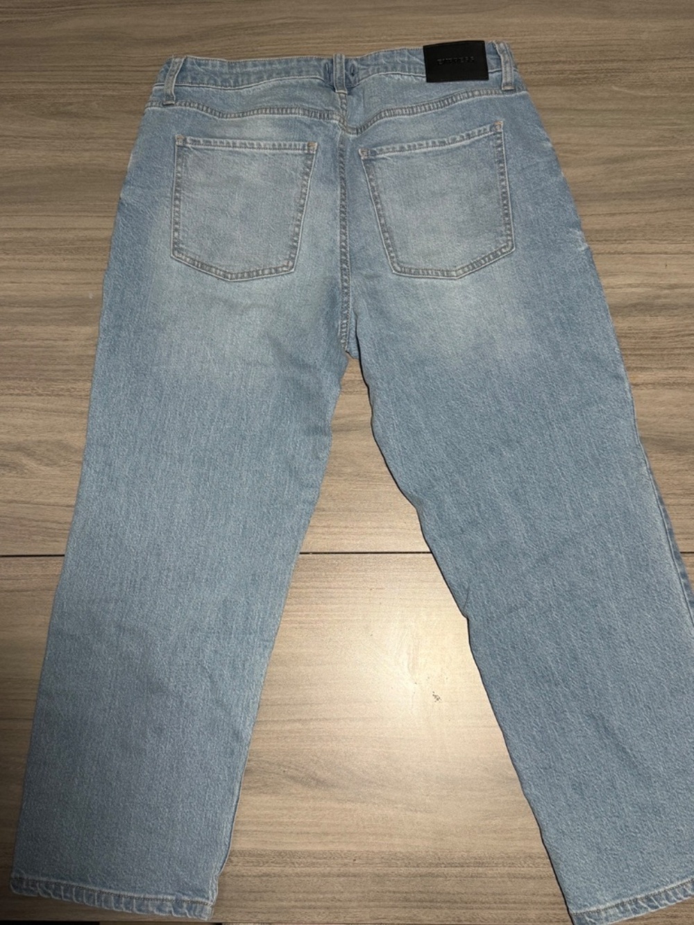 Express Jeans - Picture 2 of 4
